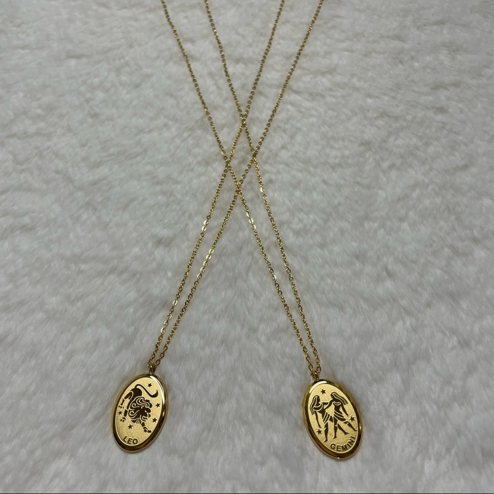 Gemini Necklace_Oval Shape